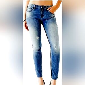 GUESS jeans distressed legs